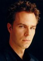 Фотография ДжейАр Борн JR Bourne