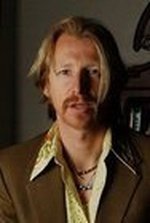 Фотография Лью Темпл Lew Temple