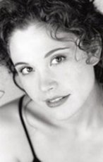 Фотография Рейко Эйлсворт Reiko Aylesworth