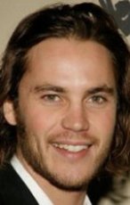 Фотография Тейлор Китч Taylor Kitsch